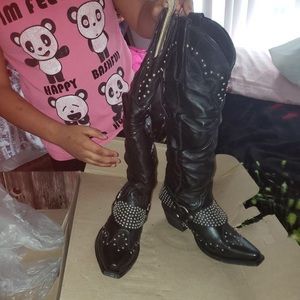 Brand Denver boots size 8 new in box